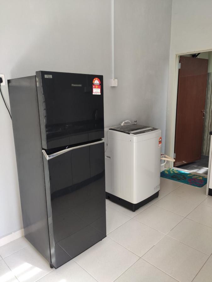 Private Pool Cassa Dinies, Wifi , Bbq,10 Pax Villa Rantau Panjang Exterior photo
